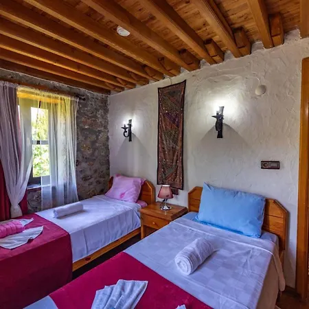Villa With Pool Surrounded By Nature In Fethiye 무글라