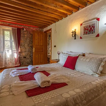 Villa With Pool Surrounded By Nature In Fethiye *